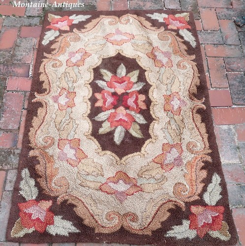 American hooked rug - rug, 1900s